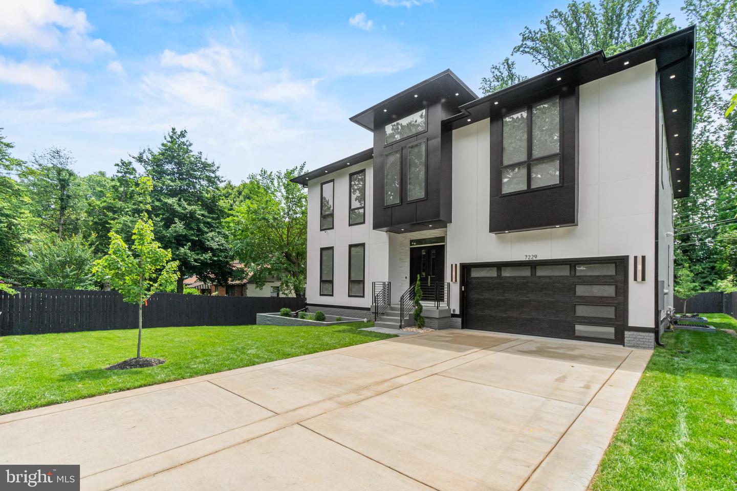 7229 DEBORAH DR, FALLS CHURCH, Virginia 22046, 7 Bedrooms Bedrooms, ,6 BathroomsBathrooms,Residential,For sale,7229 DEBORAH DR,VAFX2256568 MLS # VAFX2256568