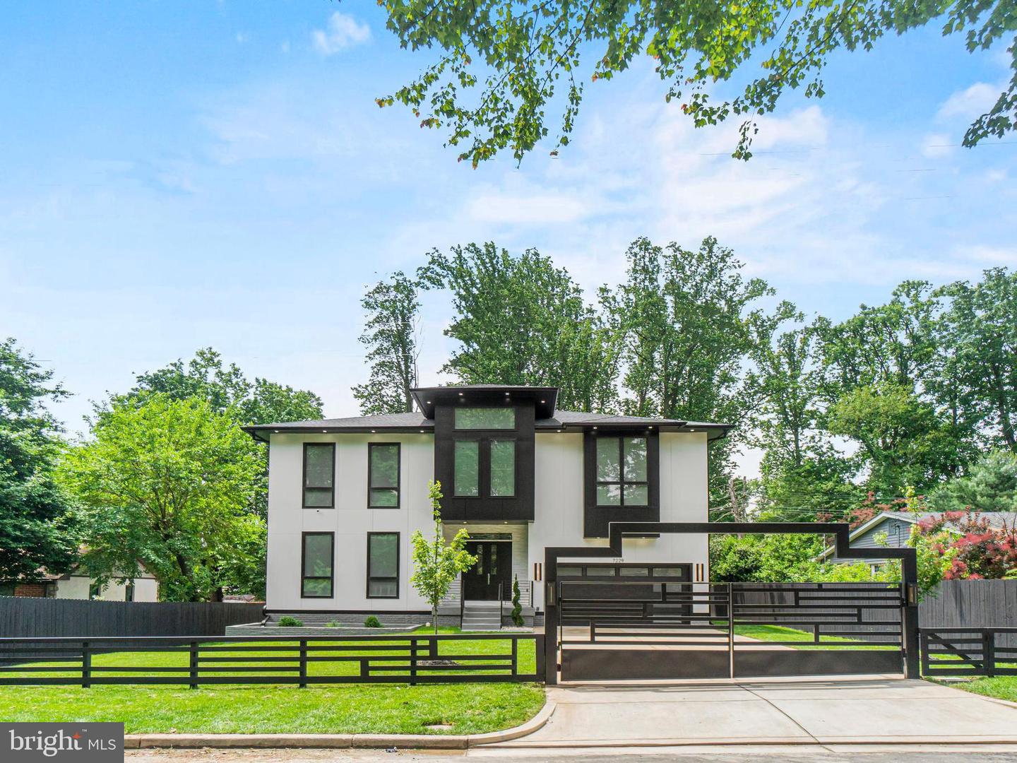 7229 DEBORAH DR, FALLS CHURCH, Virginia 22046, 7 Bedrooms Bedrooms, ,6 BathroomsBathrooms,Residential,For sale,7229 DEBORAH DR,VAFX2256568 MLS # VAFX2256568
