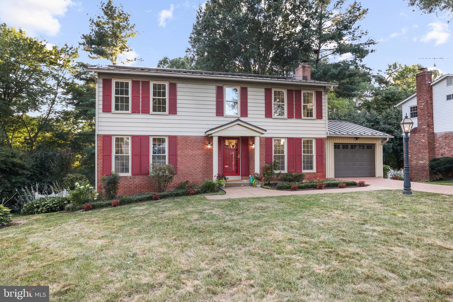 4908 GADSEN DR, FAIRFAX, Virginia 22032, 5 Bedrooms Bedrooms, ,3 BathroomsBathrooms,Residential,For sale,4908 GADSEN DR,VAFX2256580 MLS # VAFX2256580