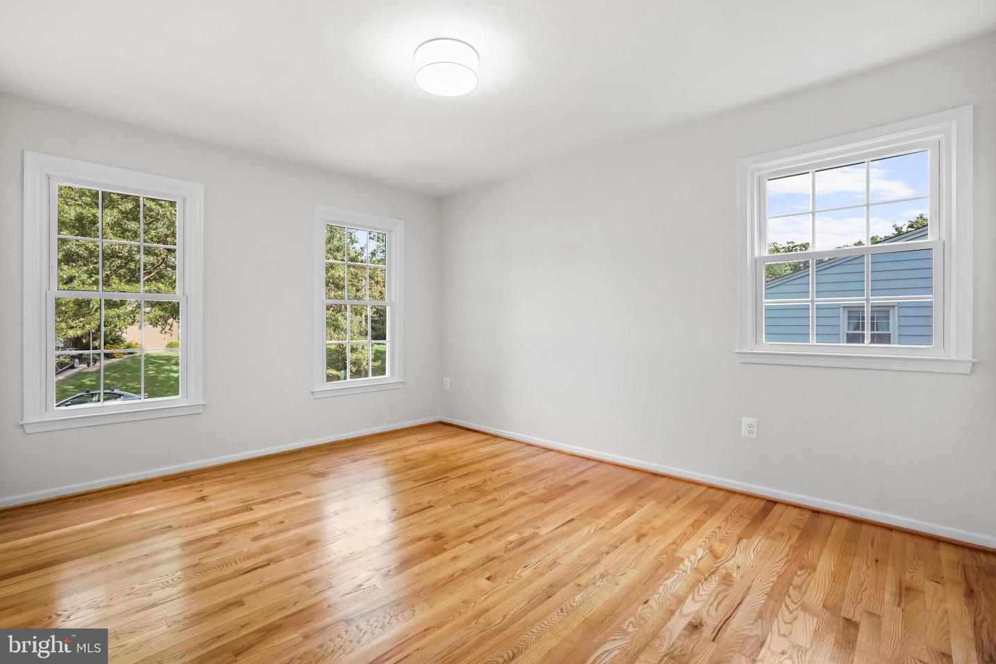 4908 GADSEN DR, FAIRFAX, Virginia 22032, 5 Bedrooms Bedrooms, ,3 BathroomsBathrooms,Residential,For sale,4908 GADSEN DR,VAFX2256580 MLS # VAFX2256580