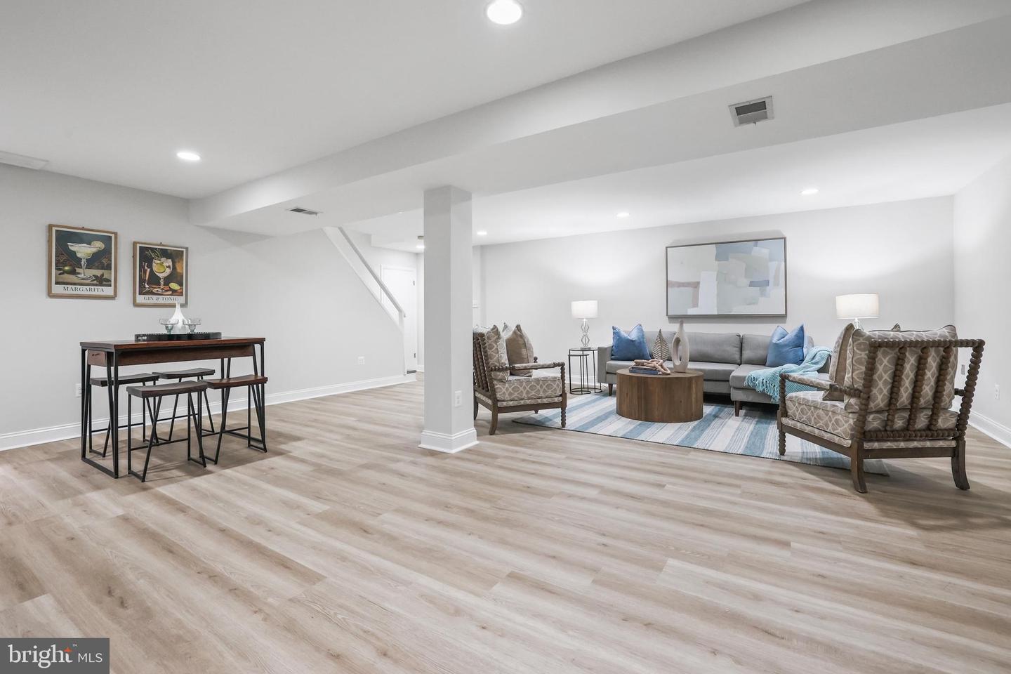 4908 GADSEN DR, FAIRFAX, Virginia 22032, 5 Bedrooms Bedrooms, ,3 BathroomsBathrooms,Residential,For sale,4908 GADSEN DR,VAFX2256580 MLS # VAFX2256580