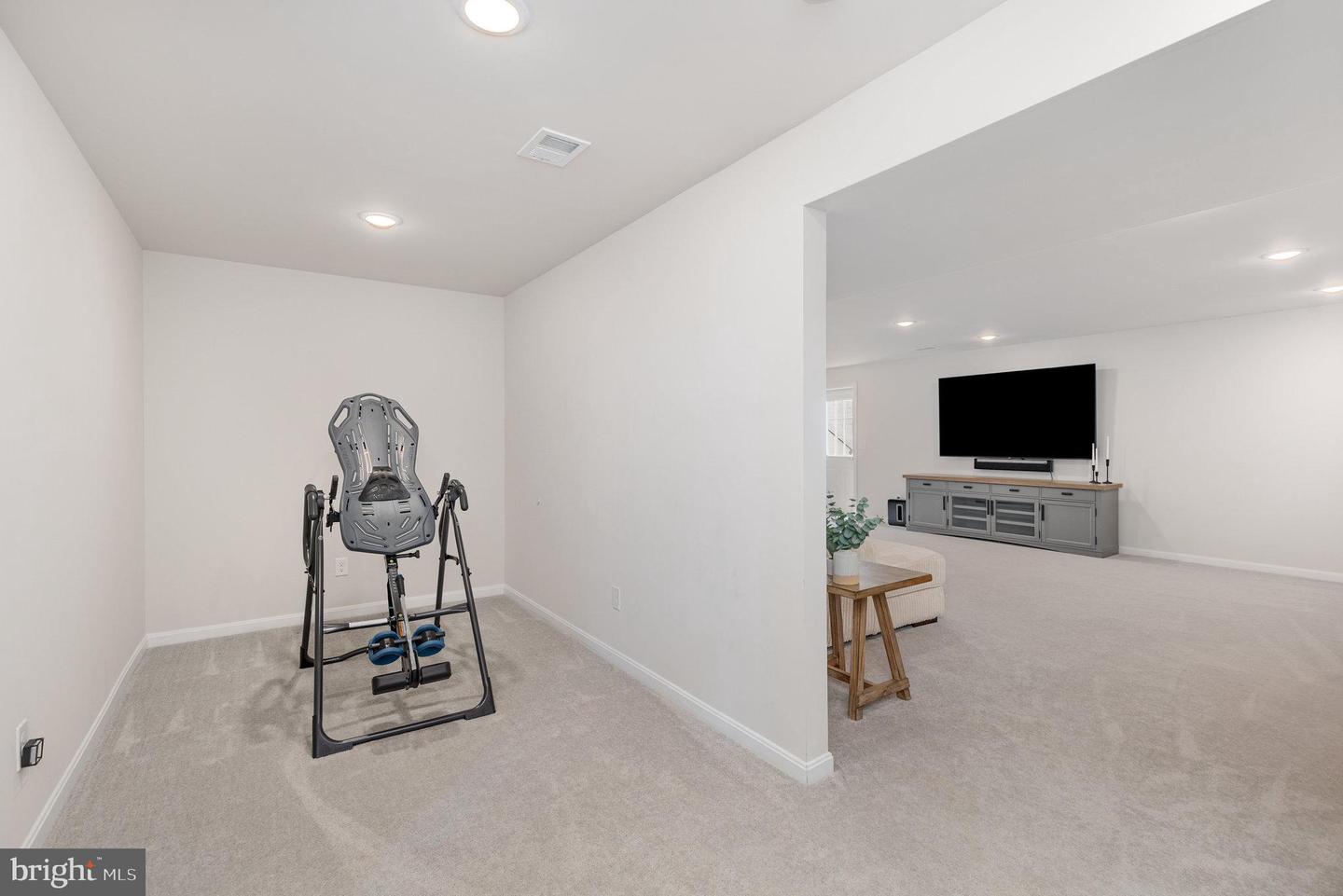 9102 WALNUT HILL RD, FREDERICKSBURG, Virginia 22408, 5 Bedrooms Bedrooms, ,3 BathroomsBathrooms,Residential,For sale,9102 WALNUT HILL RD,VASP2034826 MLS # VASP2034826