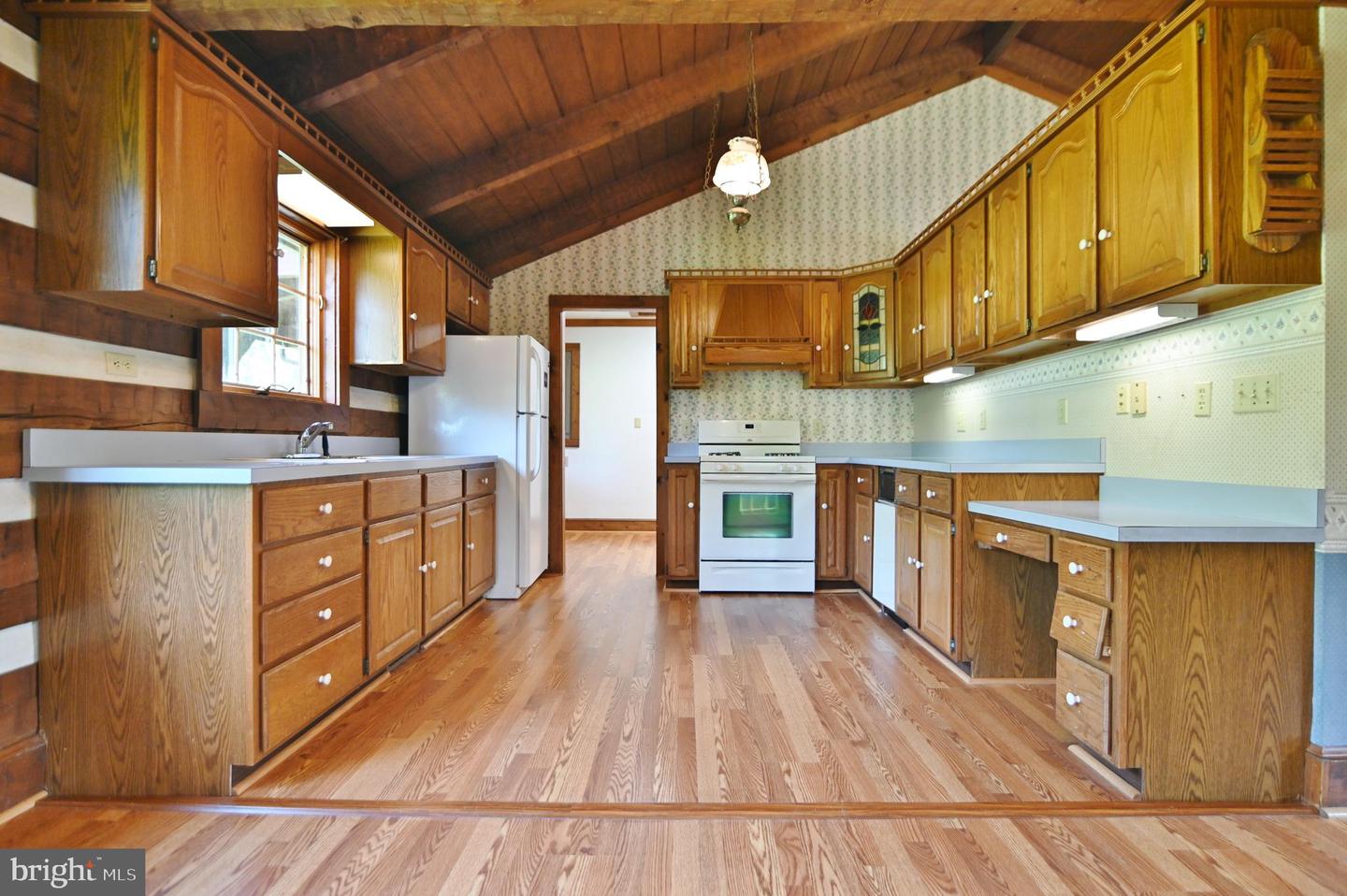 4650 SWOVER CREEK RD, EDINBURG, Virginia 22824, 2 Bedrooms Bedrooms, ,1 BathroomBathrooms,Residential,For sale,4650 SWOVER CREEK RD,VASH2012054 MLS # VASH2012054