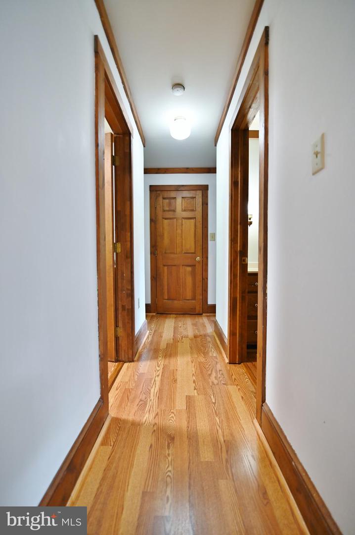 4650 SWOVER CREEK RD, EDINBURG, Virginia 22824, 2 Bedrooms Bedrooms, ,1 BathroomBathrooms,Residential,For sale,4650 SWOVER CREEK RD,VASH2012054 MLS # VASH2012054