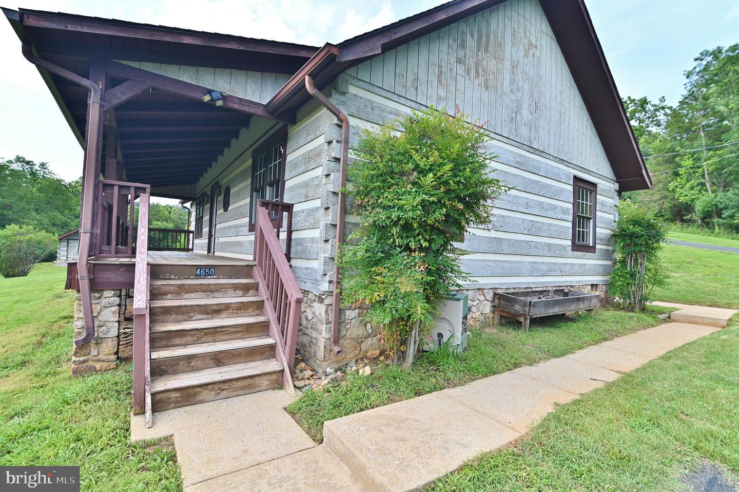 4650 SWOVER CREEK RD, EDINBURG, Virginia 22824, 2 Bedrooms Bedrooms, ,1 BathroomBathrooms,Residential,For sale,4650 SWOVER CREEK RD,VASH2012054 MLS # VASH2012054