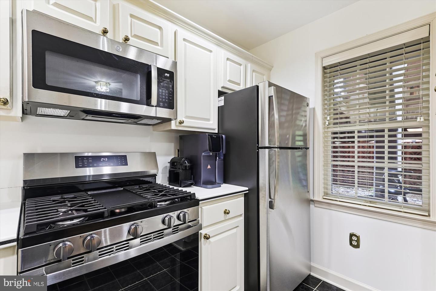 6924 FAIRFAX DR #114, ARLINGTON, Virginia 22213, 2 Bedrooms Bedrooms, ,2 BathroomsBathrooms,Residential,For sale,6924 FAIRFAX DR #114,VAAR2061192 MLS # VAAR2061192