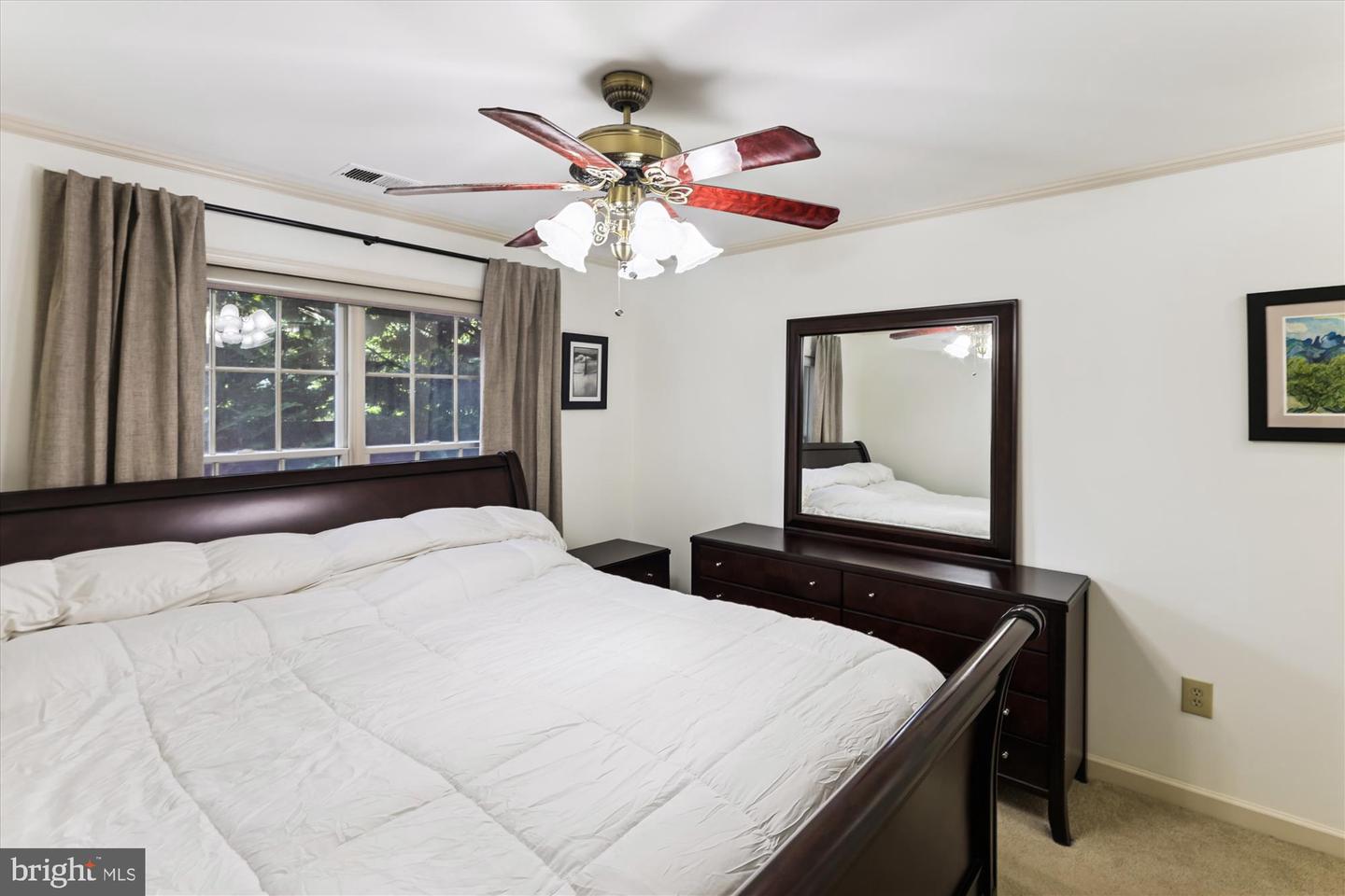6924 FAIRFAX DR #114, ARLINGTON, Virginia 22213, 2 Bedrooms Bedrooms, ,2 BathroomsBathrooms,Residential,For sale,6924 FAIRFAX DR #114,VAAR2061192 MLS # VAAR2061192
