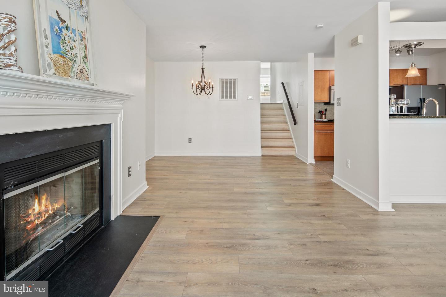 5566 LANGSTON BLVD #C-62, ARLINGTON, Virginia 22207, 2 Bedrooms Bedrooms, 8 Rooms Rooms,2 BathroomsBathrooms,Residential,For sale,5566 LANGSTON BLVD #C-62,VAAR2061234 MLS # VAAR2061234