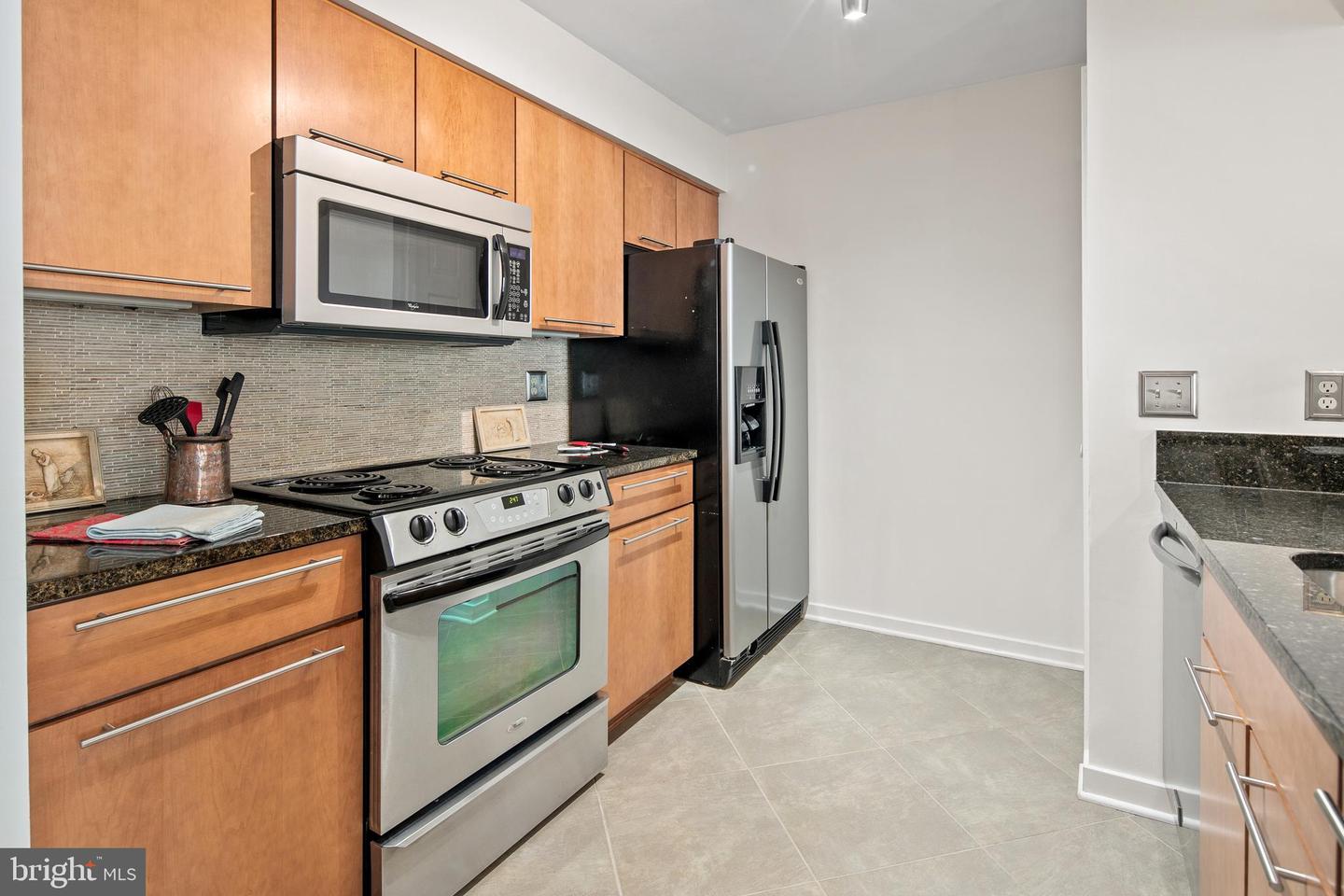 5566 LANGSTON BLVD #C-62, ARLINGTON, Virginia 22207, 2 Bedrooms Bedrooms, 8 Rooms Rooms,2 BathroomsBathrooms,Residential,For sale,5566 LANGSTON BLVD #C-62,VAAR2061234 MLS # VAAR2061234