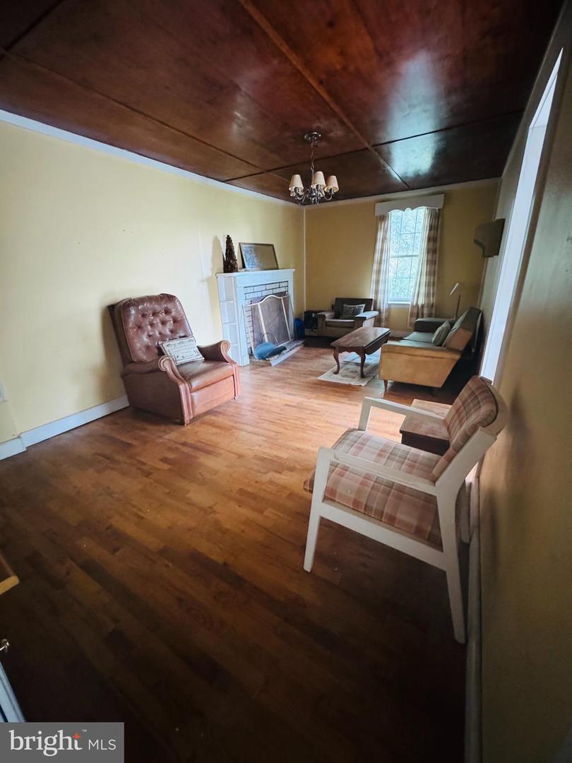 836 BENNYS BEACH RD, FRONT ROYAL, Virginia 22630, ,1 BathroomBathrooms,Residential,For sale,836 BENNYS BEACH RD,VAWR2011798 MLS # VAWR2011798