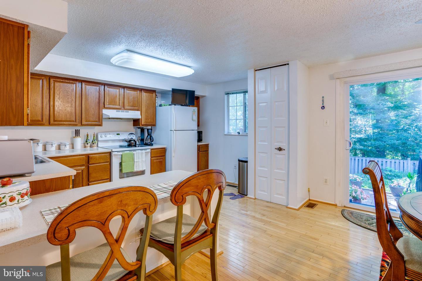 5838 HIGH BLUFF CT, BURKE, Virginia 22015, 3 Bedrooms Bedrooms, ,2 BathroomsBathrooms,Residential,For sale,5838 HIGH BLUFF CT,VAFX2257210 MLS # VAFX2257210