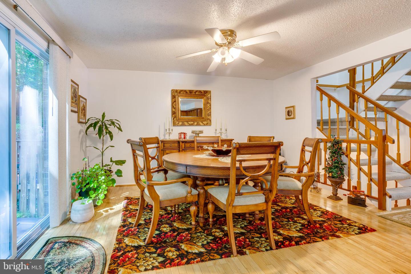 5838 HIGH BLUFF CT, BURKE, Virginia 22015, 3 Bedrooms Bedrooms, ,2 BathroomsBathrooms,Residential,For sale,5838 HIGH BLUFF CT,VAFX2257210 MLS # VAFX2257210