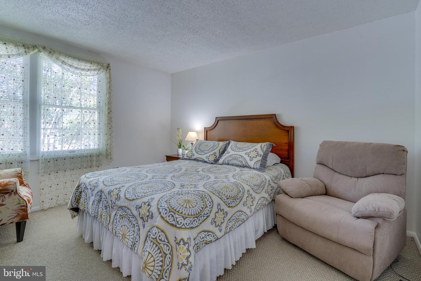 5838 HIGH BLUFF CT, BURKE, Virginia 22015, 3 Bedrooms Bedrooms, ,2 BathroomsBathrooms,Residential,For sale,5838 HIGH BLUFF CT,VAFX2257210 MLS # VAFX2257210