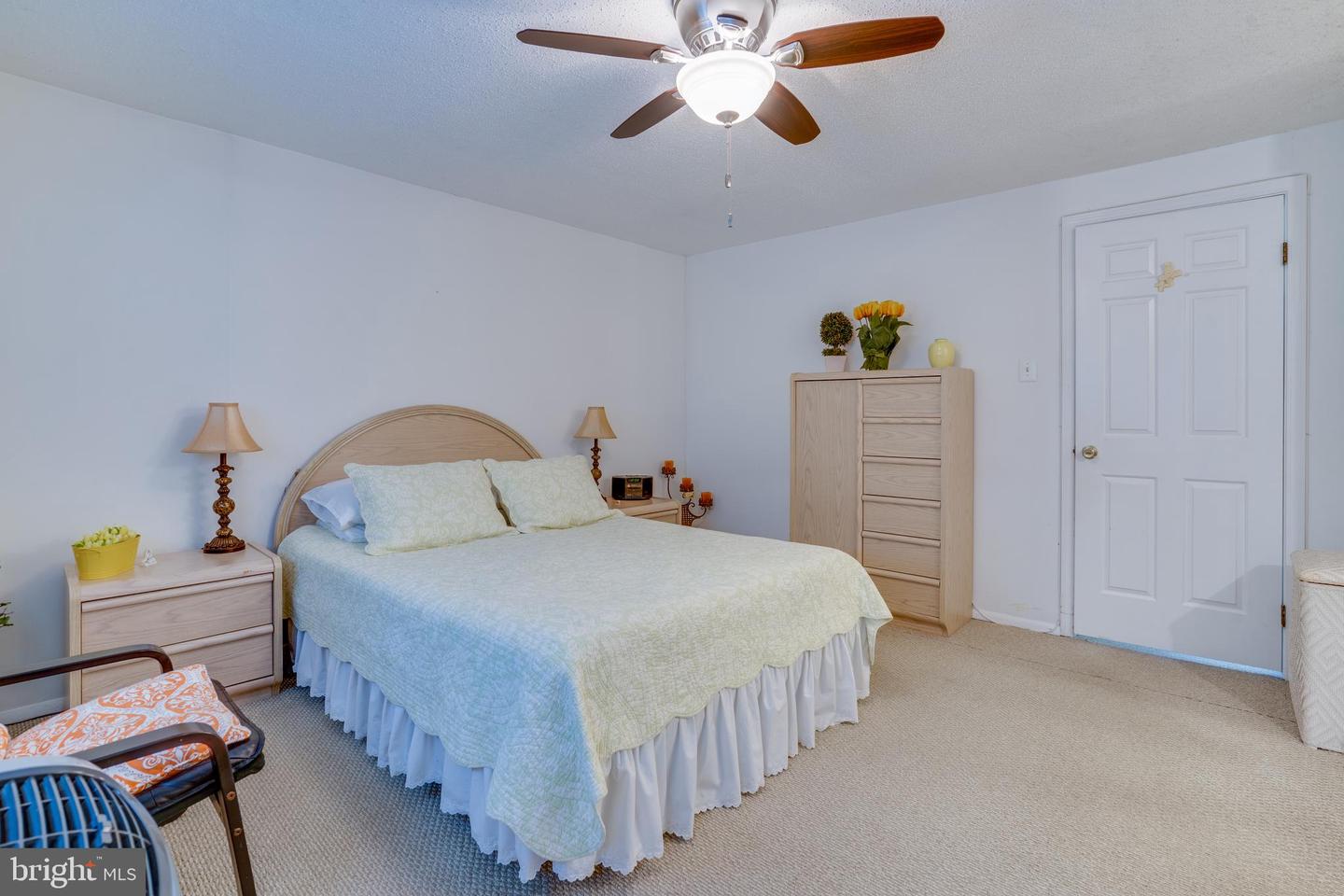 5838 HIGH BLUFF CT, BURKE, Virginia 22015, 3 Bedrooms Bedrooms, ,2 BathroomsBathrooms,Residential,For sale,5838 HIGH BLUFF CT,VAFX2257210 MLS # VAFX2257210