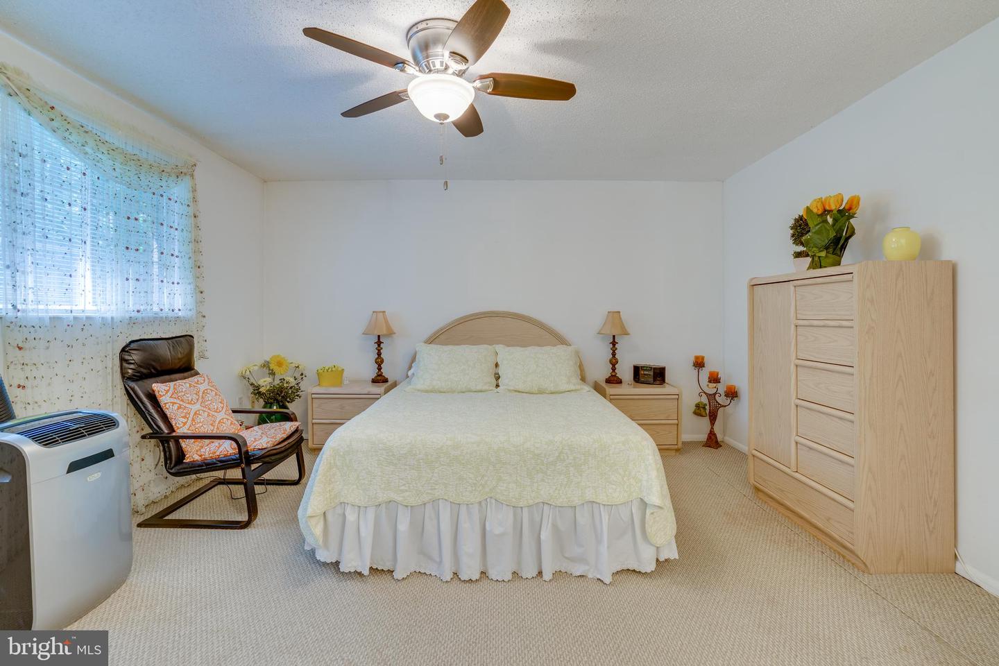 5838 HIGH BLUFF CT, BURKE, Virginia 22015, 3 Bedrooms Bedrooms, ,2 BathroomsBathrooms,Residential,For sale,5838 HIGH BLUFF CT,VAFX2257210 MLS # VAFX2257210