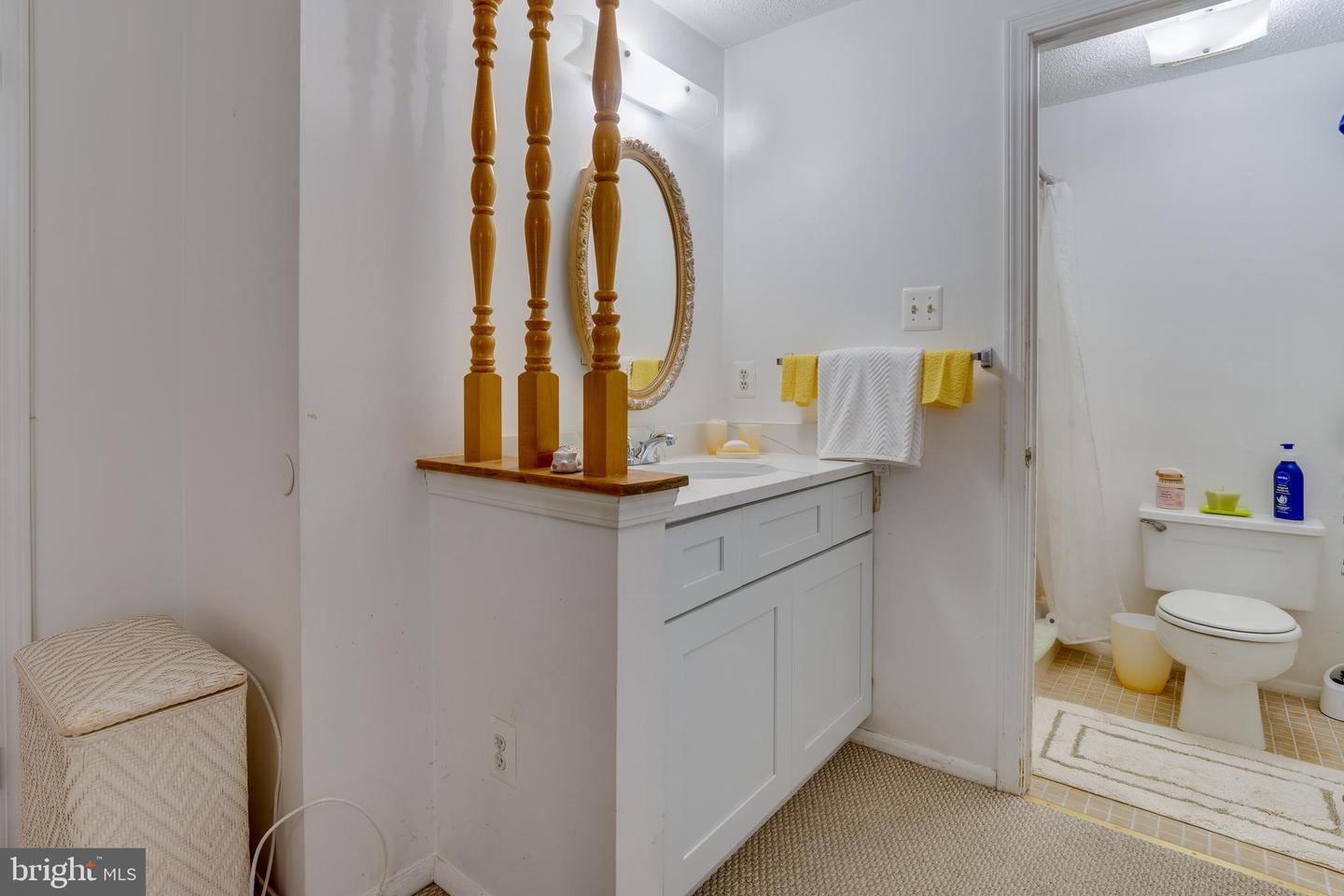 5838 HIGH BLUFF CT, BURKE, Virginia 22015, 3 Bedrooms Bedrooms, ,2 BathroomsBathrooms,Residential,For sale,5838 HIGH BLUFF CT,VAFX2257210 MLS # VAFX2257210