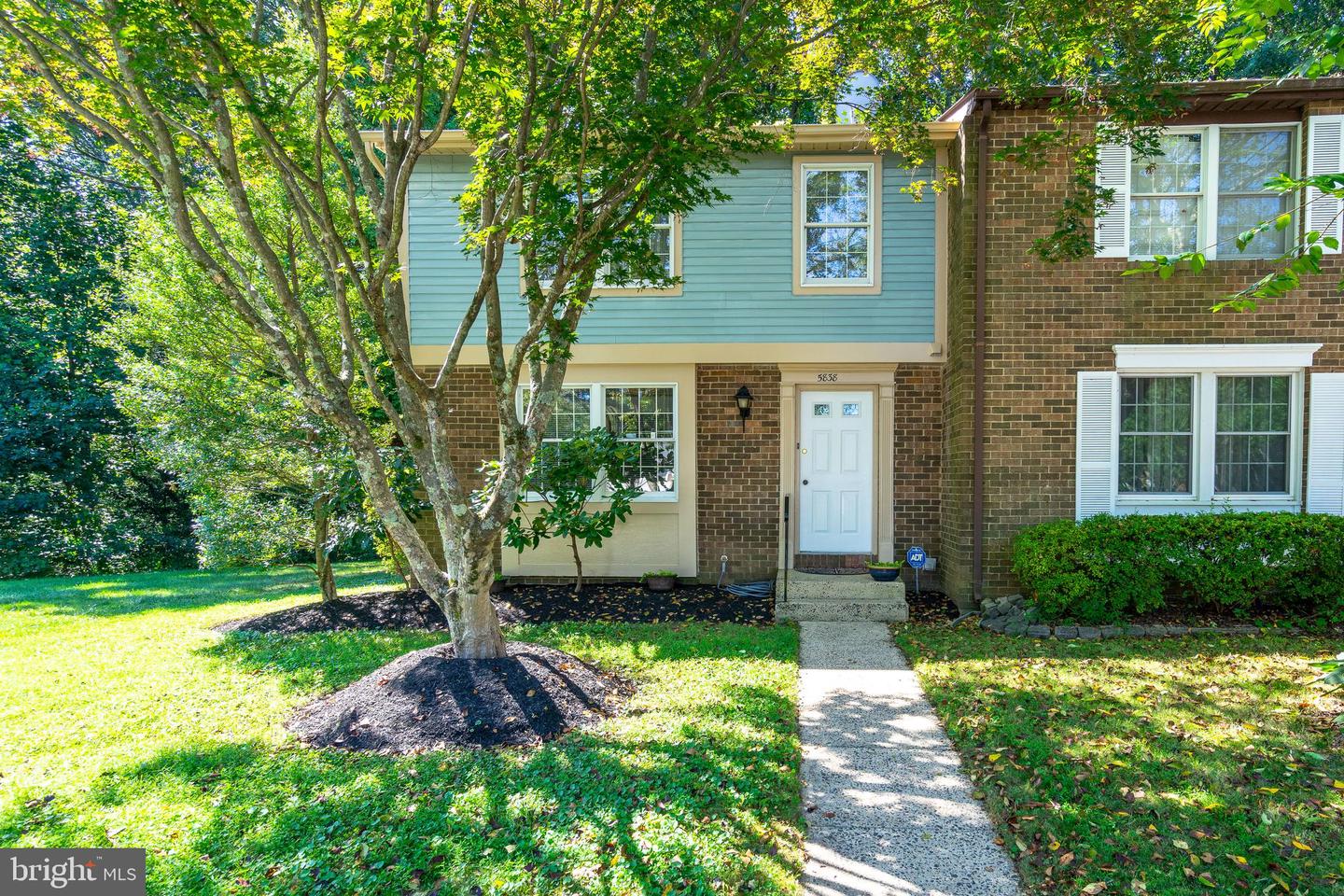 5838 HIGH BLUFF CT, BURKE, Virginia 22015, 3 Bedrooms Bedrooms, ,2 BathroomsBathrooms,Residential,For sale,5838 HIGH BLUFF CT,VAFX2257210 MLS # VAFX2257210