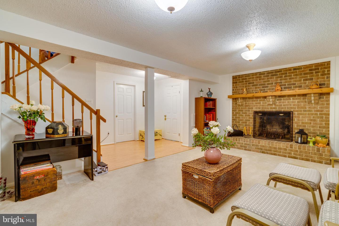 5838 HIGH BLUFF CT, BURKE, Virginia 22015, 3 Bedrooms Bedrooms, ,2 BathroomsBathrooms,Residential,For sale,5838 HIGH BLUFF CT,VAFX2257210 MLS # VAFX2257210