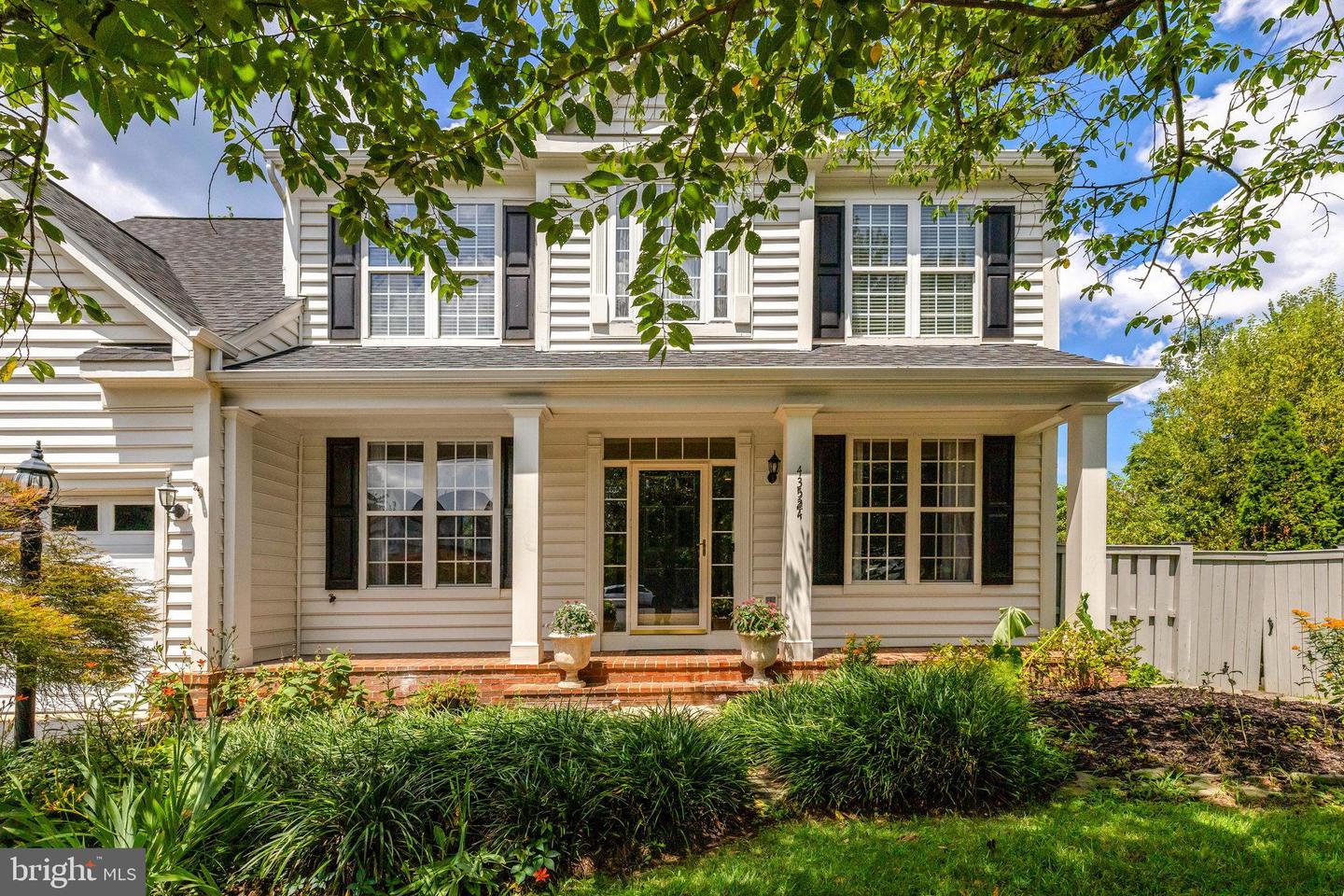 43524 CLIVEDON CT, ASHBURN, Virginia 20147, 5 Bedrooms Bedrooms, ,3 BathroomsBathrooms,Residential,For sale,43524 CLIVEDON CT,VALO2103070 MLS # VALO2103070
