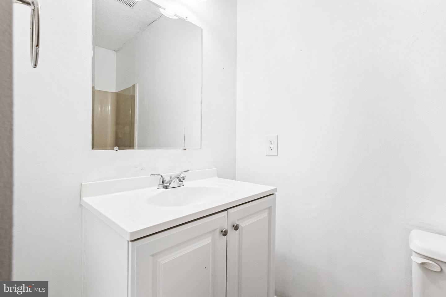 1 BEECH DR, STAFFORD, Virginia 22556, 3 Bedrooms Bedrooms, 6 Rooms Rooms,2 BathroomsBathrooms,Residential,For sale,1 BEECH DR,VAST2041076 MLS # VAST2041076