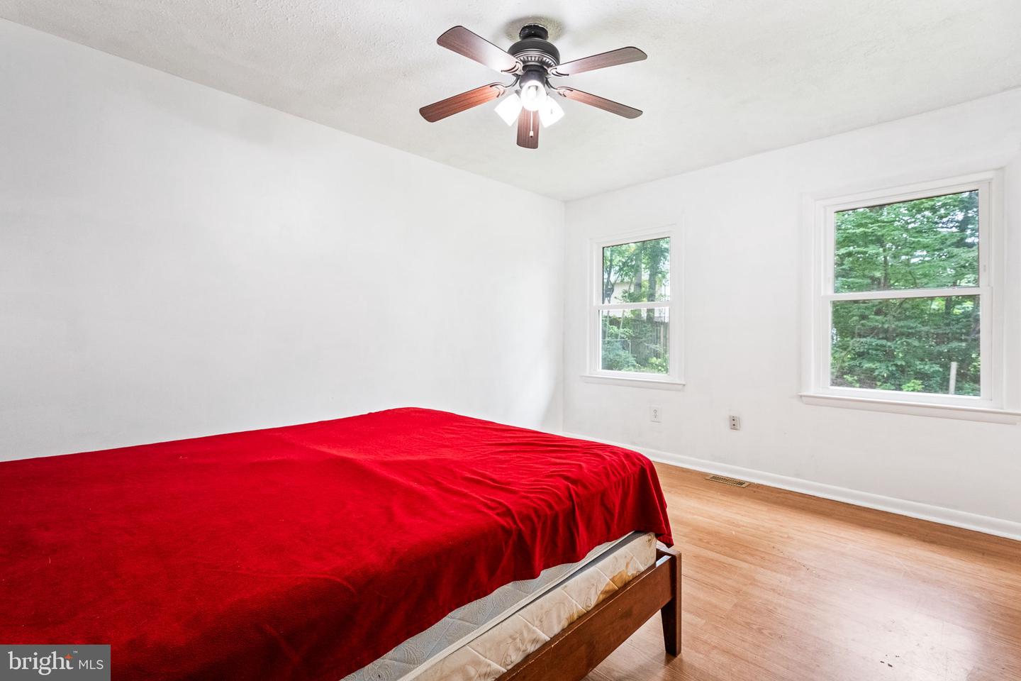 1 BEECH DR, STAFFORD, Virginia 22556, 3 Bedrooms Bedrooms, 6 Rooms Rooms,2 BathroomsBathrooms,Residential,For sale,1 BEECH DR,VAST2041076 MLS # VAST2041076