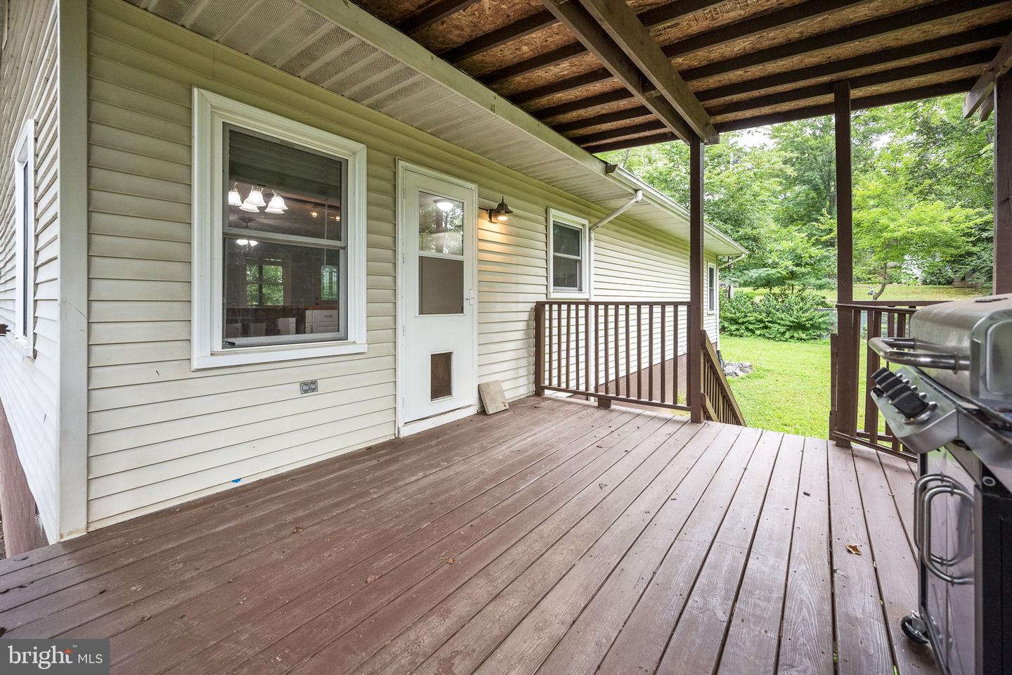 1 BEECH DR, STAFFORD, Virginia 22556, 3 Bedrooms Bedrooms, 6 Rooms Rooms,2 BathroomsBathrooms,Residential,For sale,1 BEECH DR,VAST2041076 MLS # VAST2041076