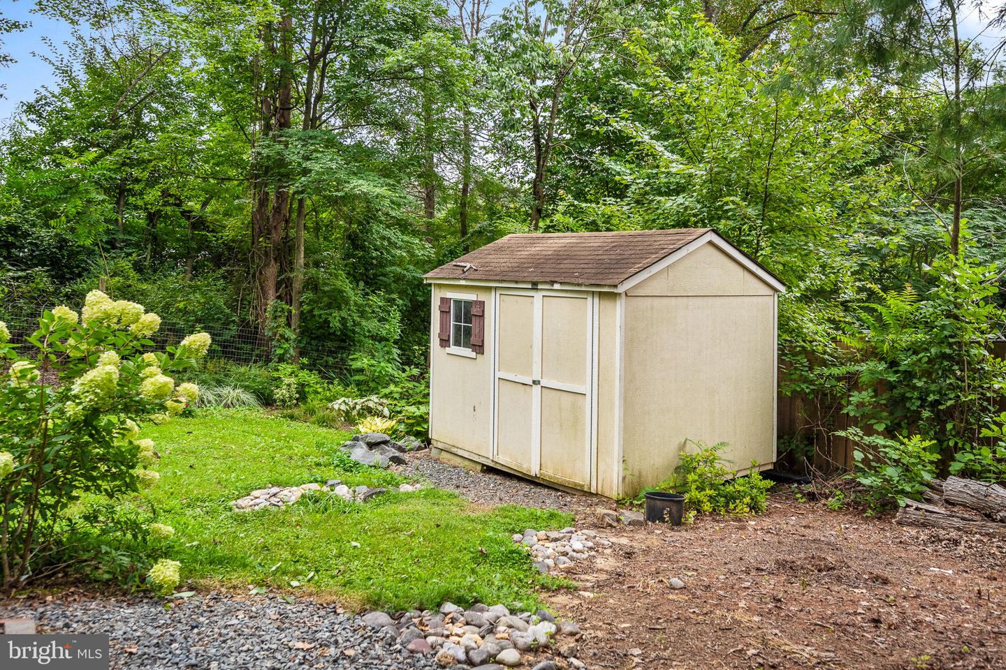 1 BEECH DR, STAFFORD, Virginia 22556, 3 Bedrooms Bedrooms, 6 Rooms Rooms,2 BathroomsBathrooms,Residential,For sale,1 BEECH DR,VAST2041076 MLS # VAST2041076