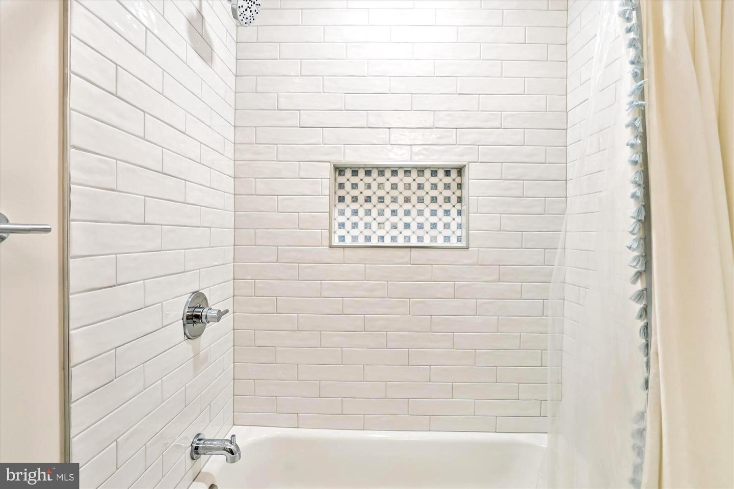 8932 STARK RD, ANNANDALE, Virginia 22003, 4 Bedrooms Bedrooms, ,3 BathroomsBathrooms,Residential,For sale,8932 STARK RD,VAFX2257416 MLS # VAFX2257416