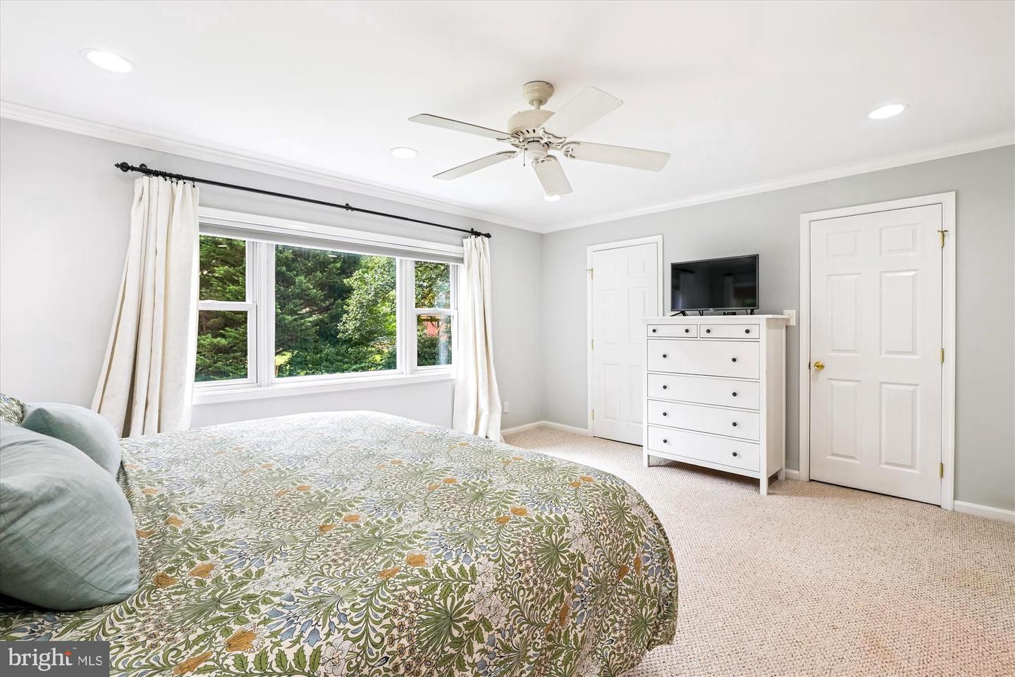 8932 STARK RD, ANNANDALE, Virginia 22003, 4 Bedrooms Bedrooms, ,3 BathroomsBathrooms,Residential,For sale,8932 STARK RD,VAFX2257416 MLS # VAFX2257416
