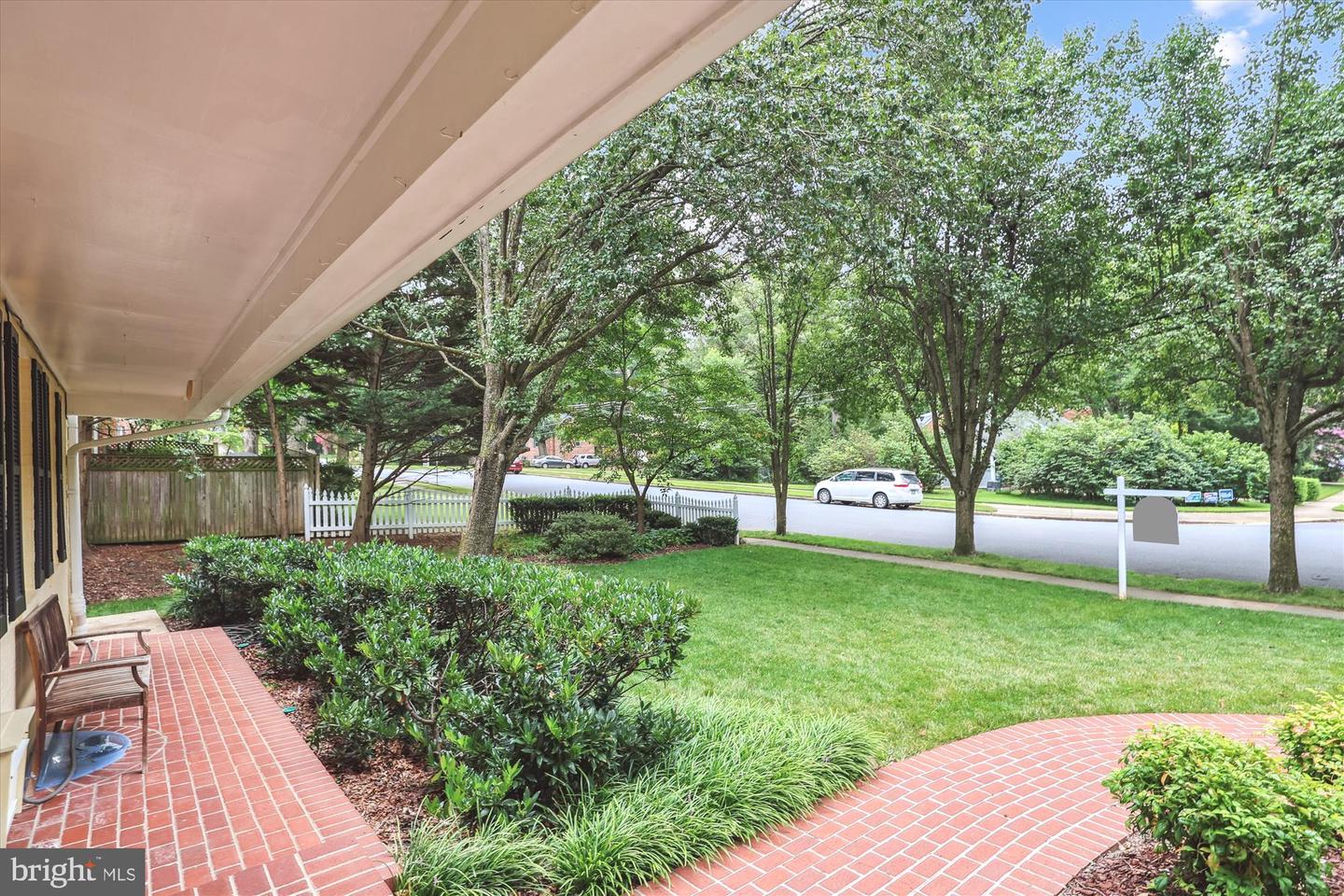 8932 STARK RD, ANNANDALE, Virginia 22003, 4 Bedrooms Bedrooms, ,3 BathroomsBathrooms,Residential,For sale,8932 STARK RD,VAFX2257416 MLS # VAFX2257416