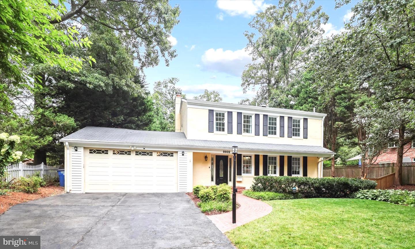 8932 STARK RD, ANNANDALE, Virginia 22003, 4 Bedrooms Bedrooms, ,3 BathroomsBathrooms,Residential,For sale,8932 STARK RD,VAFX2257416 MLS # VAFX2257416
