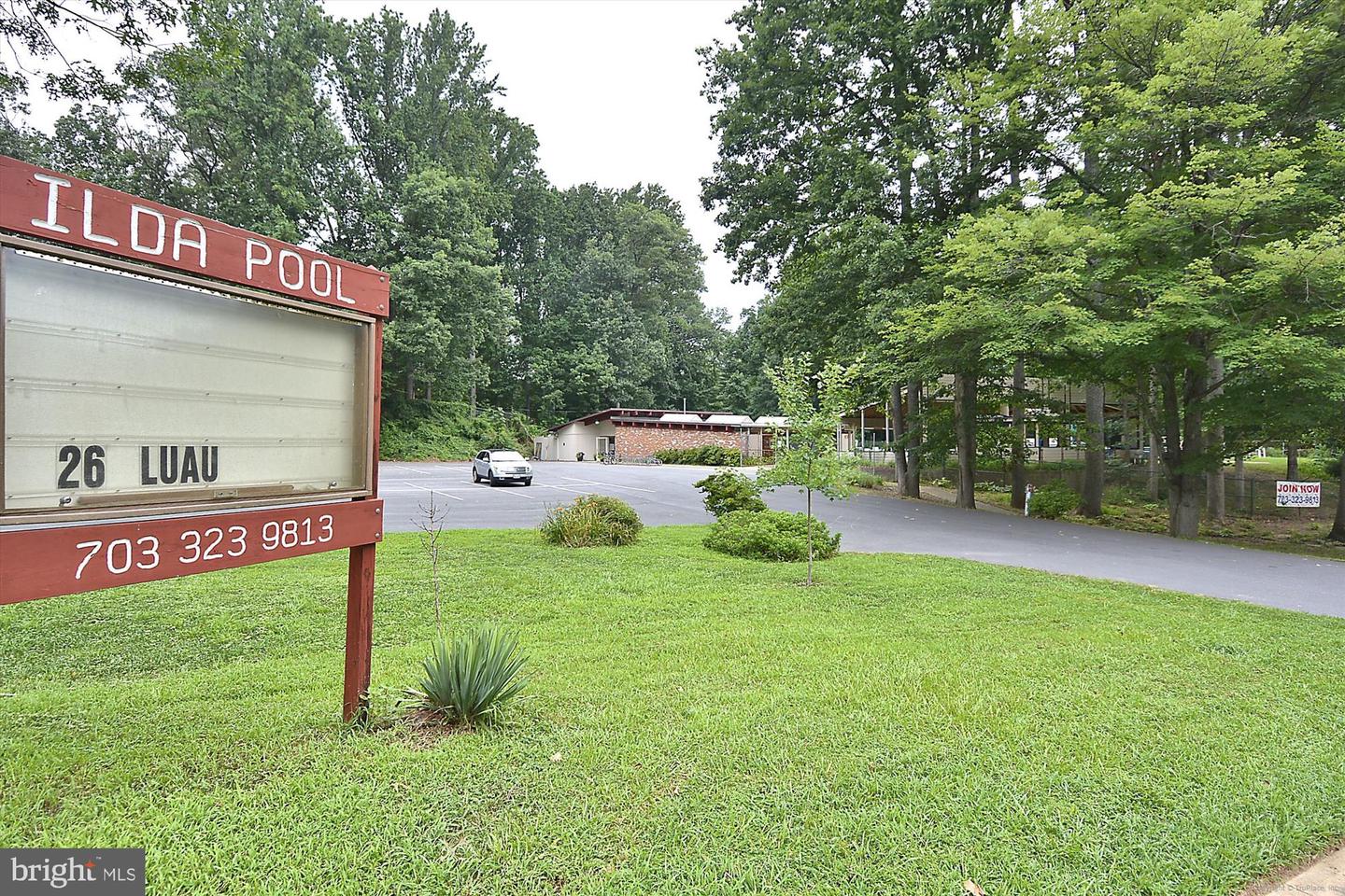 8932 STARK RD, ANNANDALE, Virginia 22003, 4 Bedrooms Bedrooms, ,3 BathroomsBathrooms,Residential,For sale,8932 STARK RD,VAFX2257416 MLS # VAFX2257416