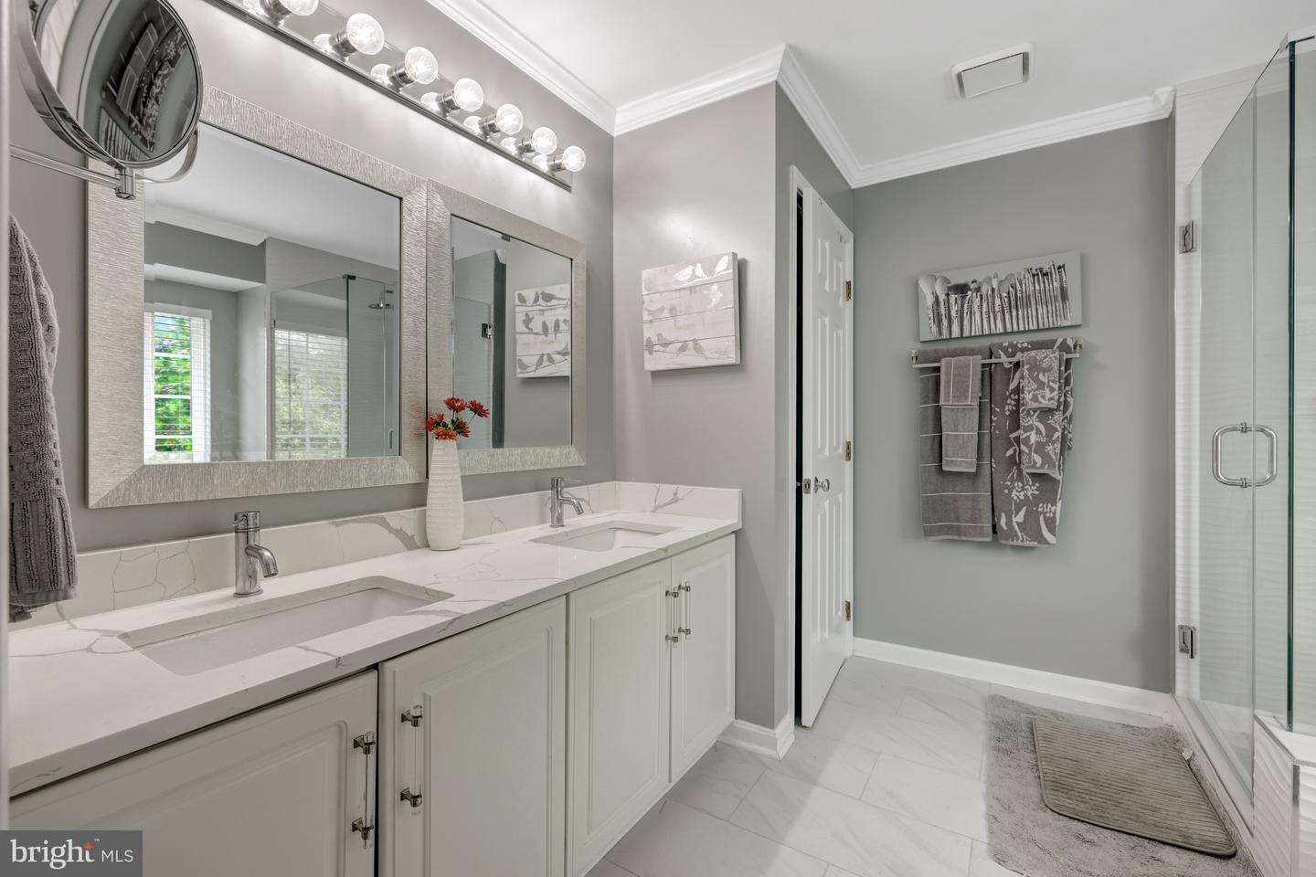 2711 BARONHURST DR, VIENNA, Virginia 22181, 4 Bedrooms Bedrooms, ,3 BathroomsBathrooms,Residential,For sale,2711 BARONHURST DR,VAFX2257498 MLS # VAFX2257498