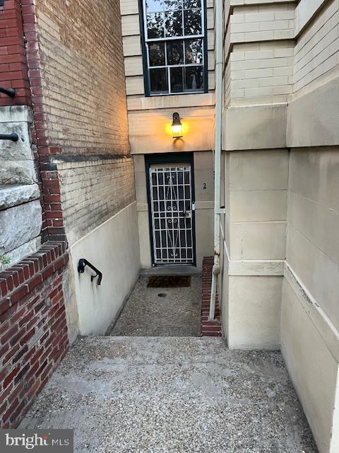 1525 Q ST NW #2, WASHINGTON, District Of Columbia 20009, 2 Bedrooms Bedrooms, ,1 BathroomBathrooms,Residential,For sale,1525 Q ST NW #2,DCDC2212164 MLS # DCDC2212164