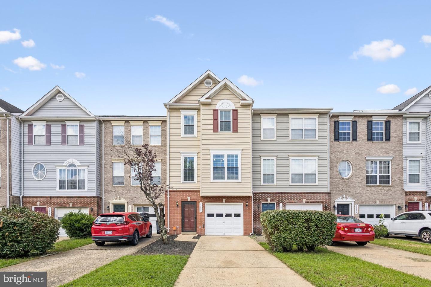 13044 TERMINAL WAY, WOODBRIDGE, Virginia 22193, 2 Bedrooms Bedrooms, ,2 BathroomsBathrooms,Residential,For sale,13044 TERMINAL WAY,VAPW2100052 MLS # VAPW2100052