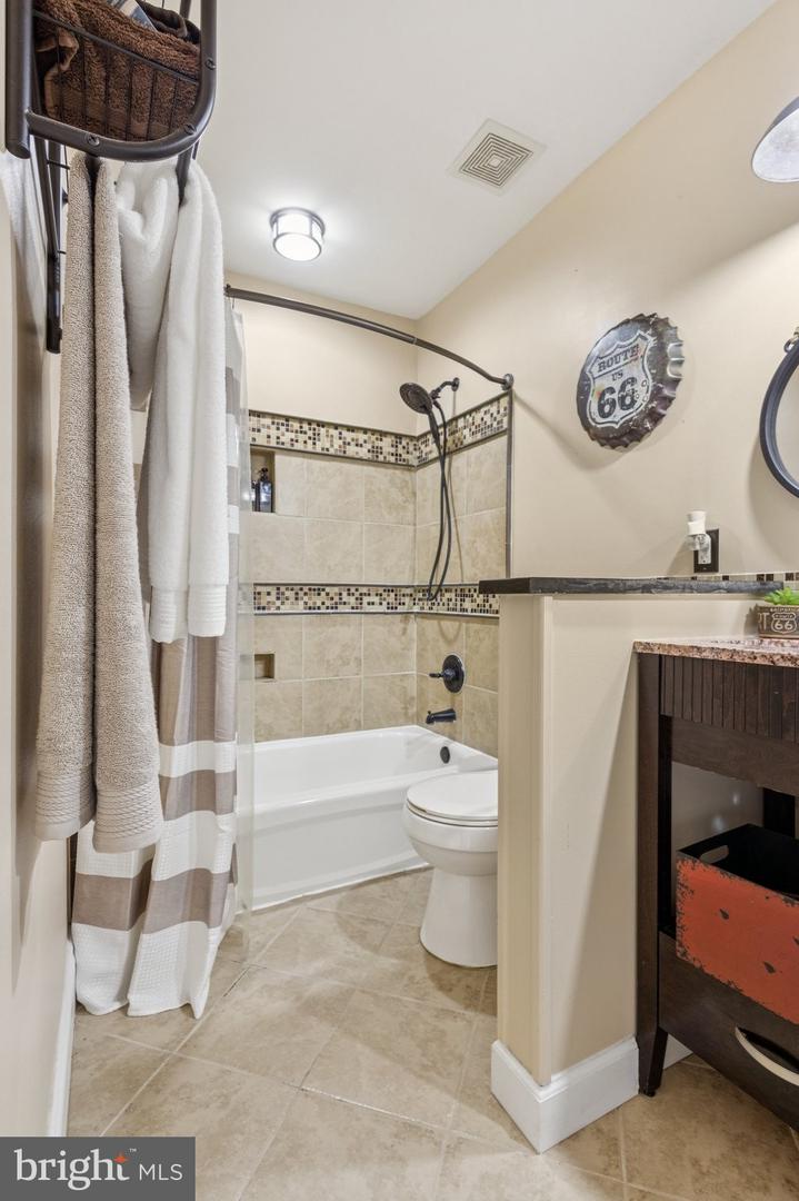 13044 TERMINAL WAY, WOODBRIDGE, Virginia 22193, 2 Bedrooms Bedrooms, ,2 BathroomsBathrooms,Residential,For sale,13044 TERMINAL WAY,VAPW2100052 MLS # VAPW2100052