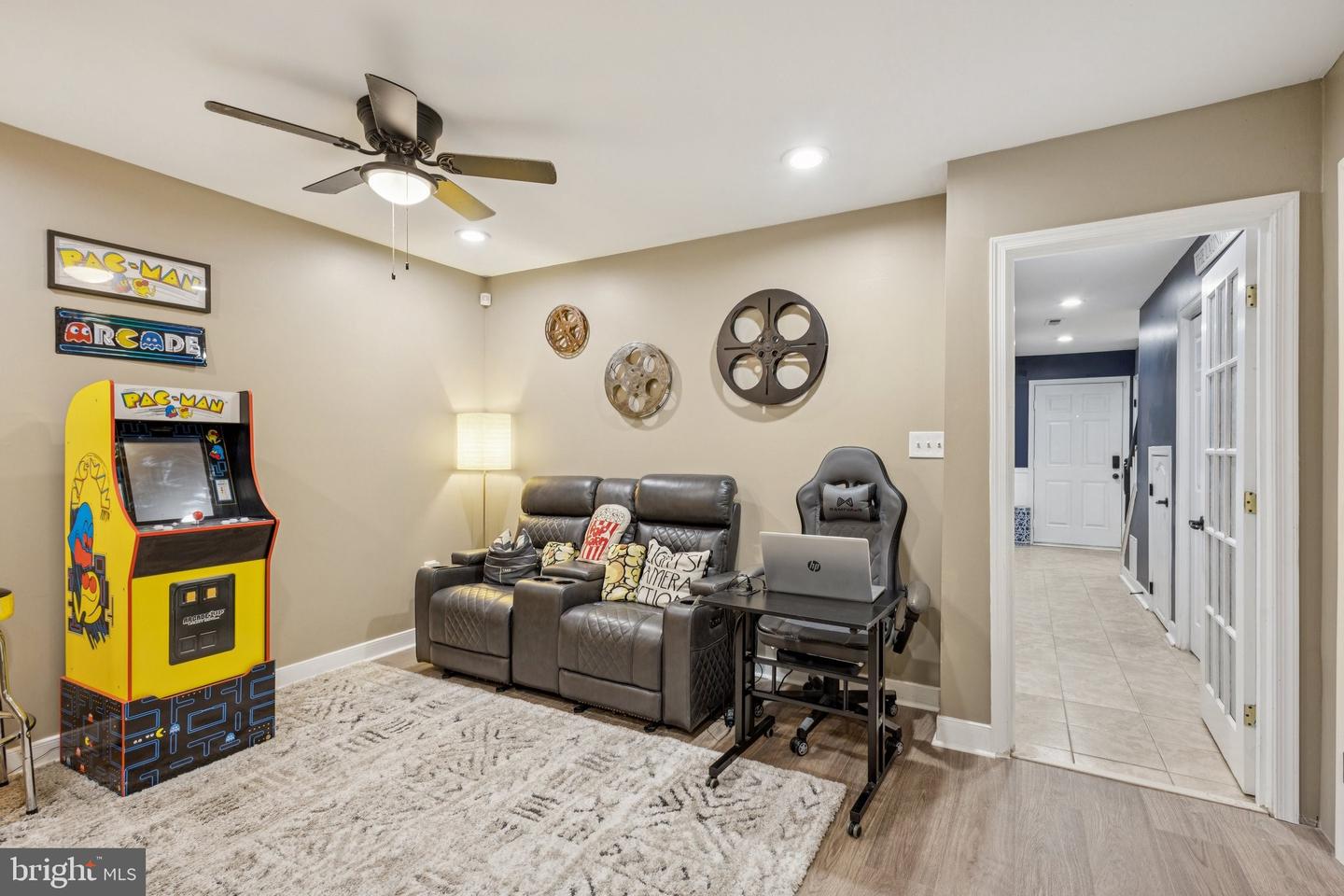13044 TERMINAL WAY, WOODBRIDGE, Virginia 22193, 2 Bedrooms Bedrooms, ,2 BathroomsBathrooms,Residential,For sale,13044 TERMINAL WAY,VAPW2100052 MLS # VAPW2100052