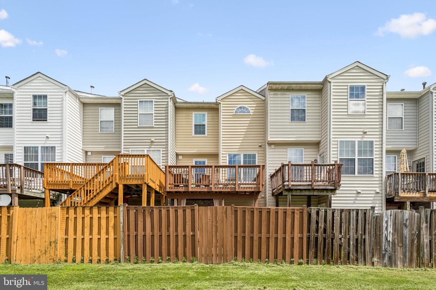 13044 TERMINAL WAY, WOODBRIDGE, Virginia 22193, 2 Bedrooms Bedrooms, ,2 BathroomsBathrooms,Residential,For sale,13044 TERMINAL WAY,VAPW2100052 MLS # VAPW2100052