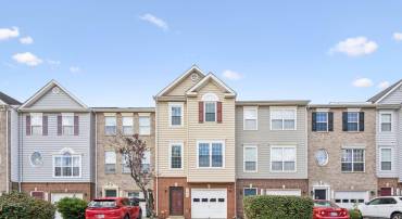 13044 TERMINAL WAY, WOODBRIDGE, Virginia 22193, 2 Bedrooms Bedrooms, ,2 BathroomsBathrooms,Residential,For sale,13044 TERMINAL WAY,VAPW2100052 MLS # VAPW2100052