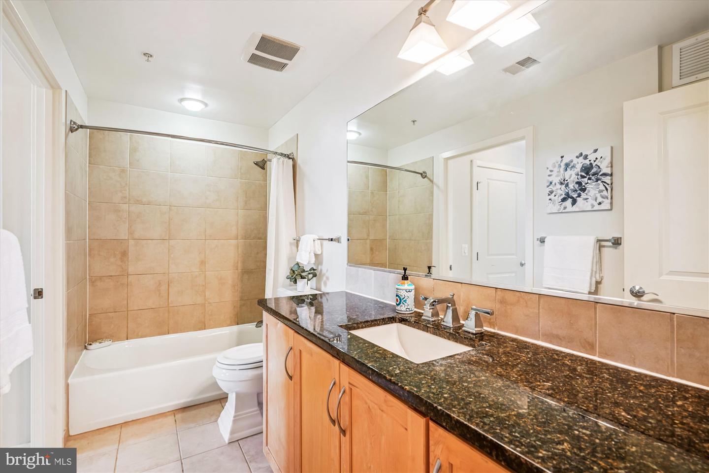 888 N QUINCY ST #1004, ARLINGTON, Virginia 22203, 1 Bedroom Bedrooms, ,1 BathroomBathrooms,Residential,For sale,888 N QUINCY ST #1004,VAAR2061422 MLS # VAAR2061422