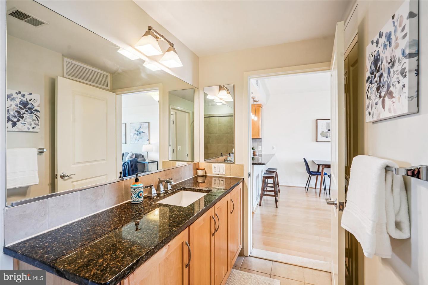 888 N QUINCY ST #1004, ARLINGTON, Virginia 22203, 1 Bedroom Bedrooms, ,1 BathroomBathrooms,Residential,For sale,888 N QUINCY ST #1004,VAAR2061422 MLS # VAAR2061422