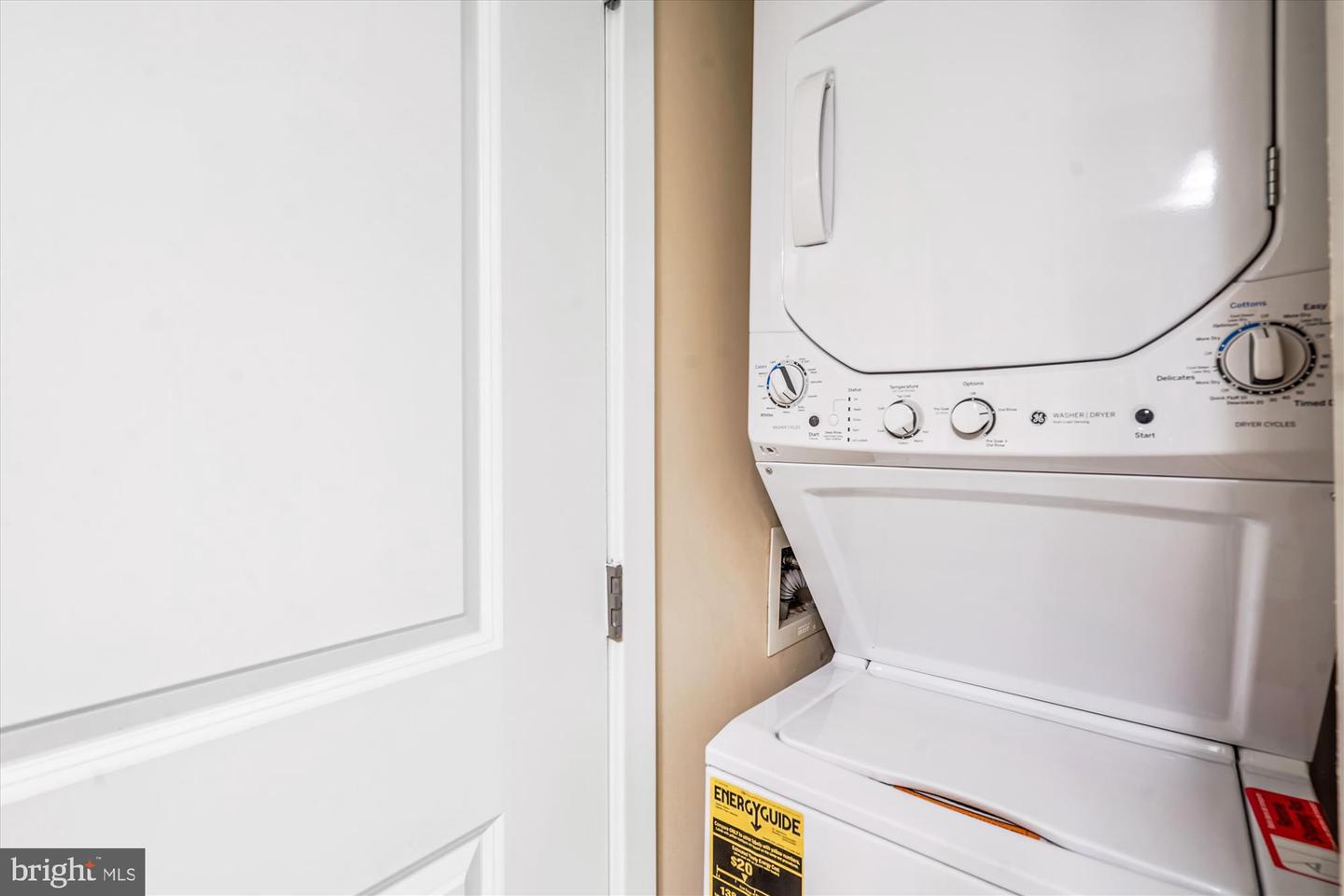 888 N QUINCY ST #1004, ARLINGTON, Virginia 22203, 1 Bedroom Bedrooms, ,1 BathroomBathrooms,Residential,For sale,888 N QUINCY ST #1004,VAAR2061422 MLS # VAAR2061422