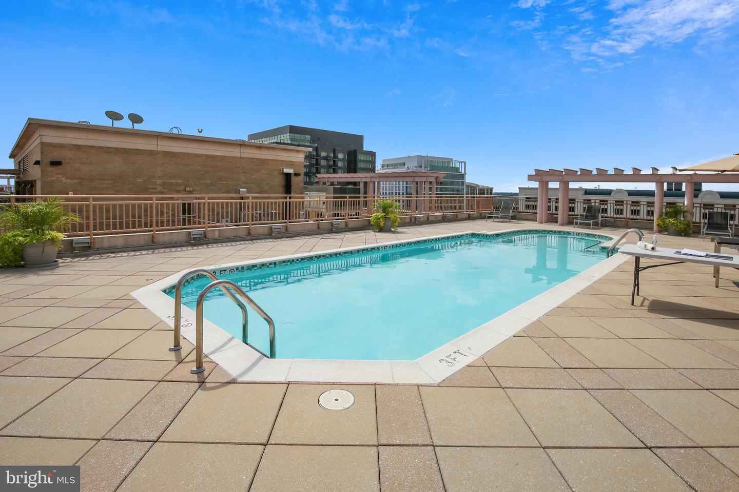 888 N QUINCY ST #1004, ARLINGTON, Virginia 22203, 1 Bedroom Bedrooms, ,1 BathroomBathrooms,Residential,For sale,888 N QUINCY ST #1004,VAAR2061422 MLS # VAAR2061422