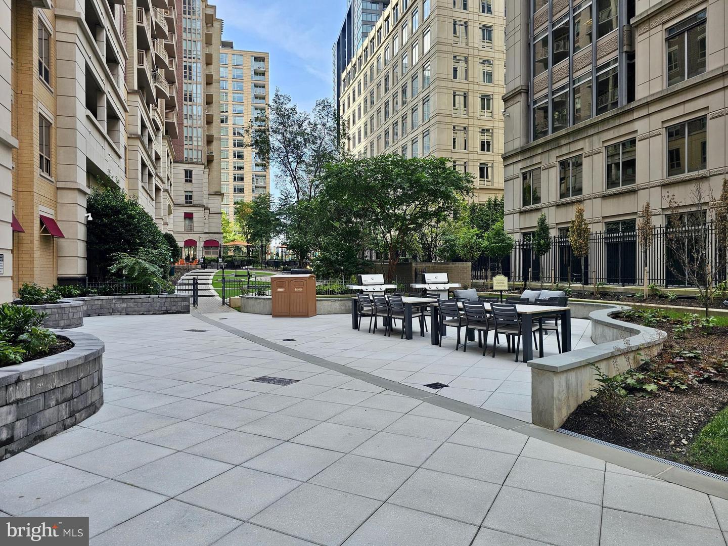 888 N QUINCY ST #1004, ARLINGTON, Virginia 22203, 1 Bedroom Bedrooms, ,1 BathroomBathrooms,Residential,For sale,888 N QUINCY ST #1004,VAAR2061422 MLS # VAAR2061422
