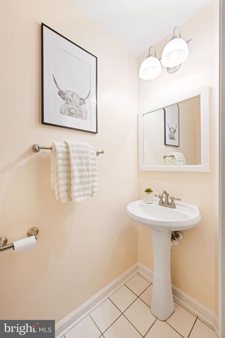 1407 ARGALL PL, ALEXANDRIA, Virginia 22314, 3 Bedrooms Bedrooms, ,2 BathroomsBathrooms,Residential,For sale,1407 ARGALL PL,VAAX2047894 MLS # VAAX2047894