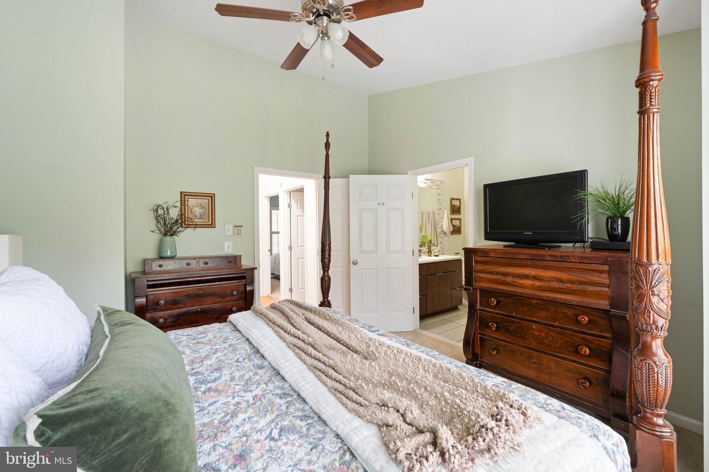 1407 ARGALL PL, ALEXANDRIA, Virginia 22314, 3 Bedrooms Bedrooms, ,2 BathroomsBathrooms,Residential,For sale,1407 ARGALL PL,VAAX2047894 MLS # VAAX2047894