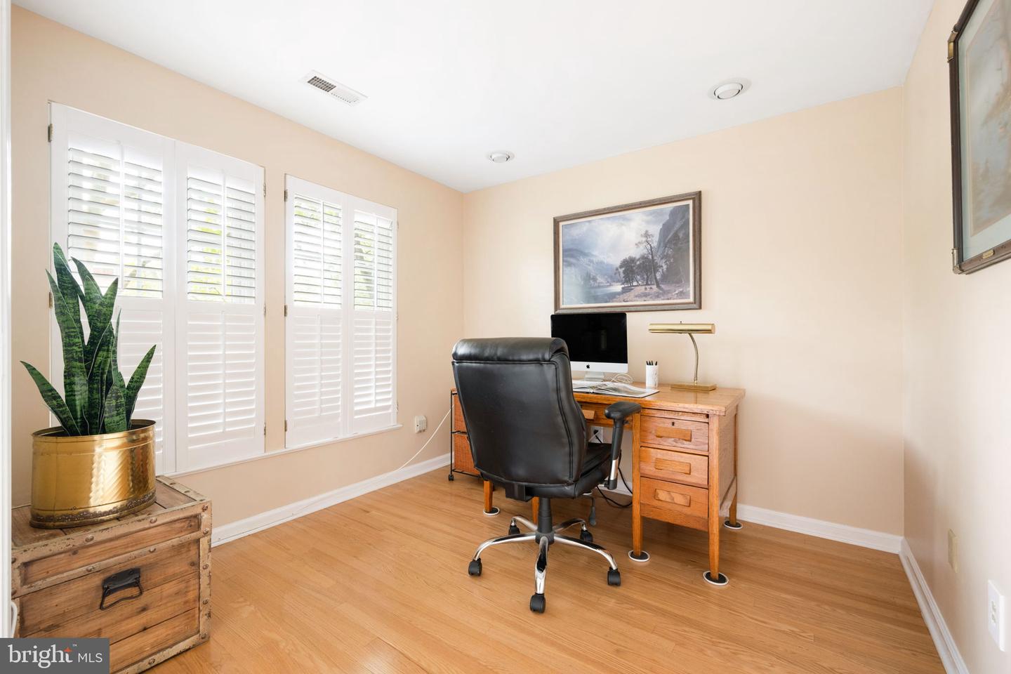 1407 ARGALL PL, ALEXANDRIA, Virginia 22314, 3 Bedrooms Bedrooms, ,2 BathroomsBathrooms,Residential,For sale,1407 ARGALL PL,VAAX2047894 MLS # VAAX2047894