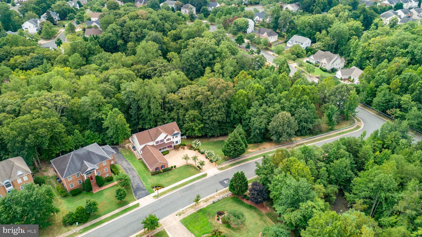 1001 FEATHERSTON CT, FREDERICKSBURG, Virginia 22401, 5 Bedrooms Bedrooms, ,4 BathroomsBathrooms,Residential,For sale,1001 FEATHERSTON CT,VAFB2008660 MLS # VAFB2008660
