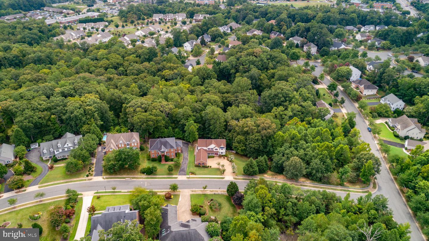 1001 FEATHERSTON CT, FREDERICKSBURG, Virginia 22401, 5 Bedrooms Bedrooms, ,4 BathroomsBathrooms,Residential,For sale,1001 FEATHERSTON CT,VAFB2008660 MLS # VAFB2008660