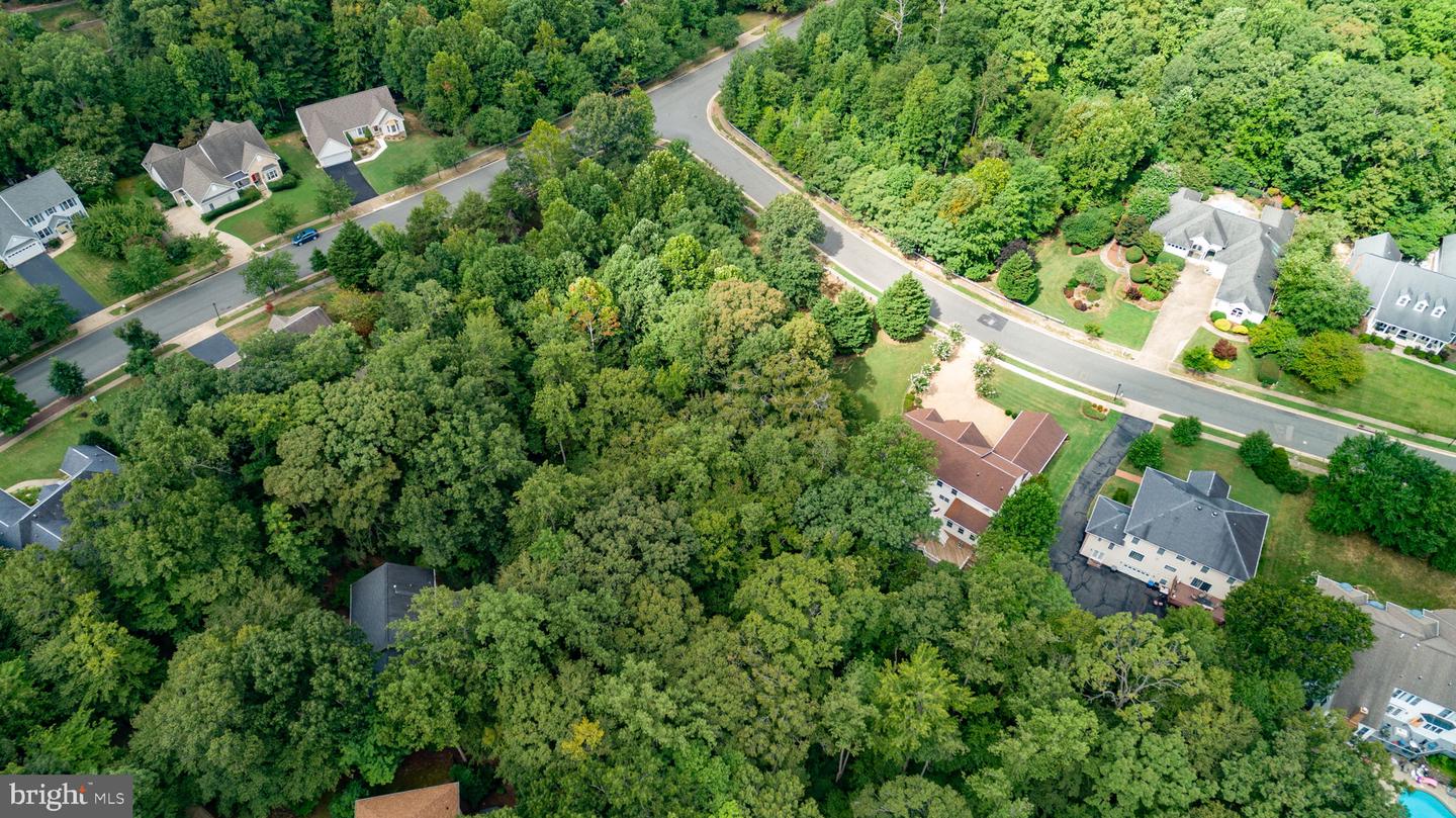 1001 FEATHERSTON CT, FREDERICKSBURG, Virginia 22401, 5 Bedrooms Bedrooms, ,4 BathroomsBathrooms,Residential,For sale,1001 FEATHERSTON CT,VAFB2008660 MLS # VAFB2008660